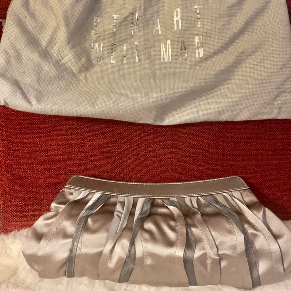 Authentic PreLoved Stuart Weitzman clutch in Silver - Picture 3 of 5